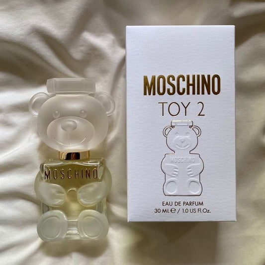 Toy Boy 2 – Moschino